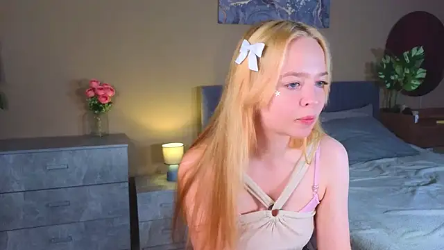 Snapshot of Bellla_Murrr chatting on March 2025 10:43:02 PM Bellla Murrr online show from March 2025 10:43:02 PM