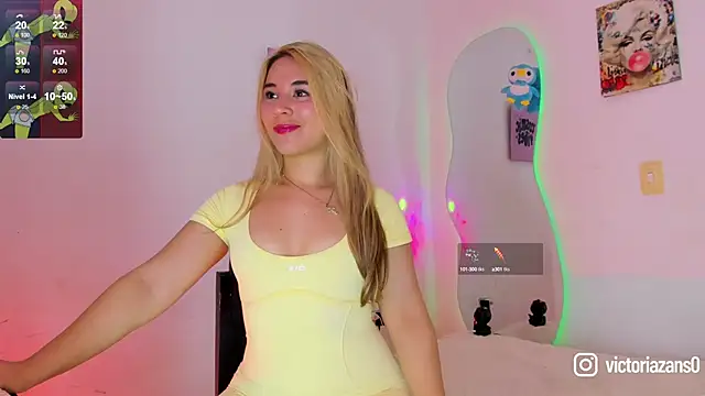 Vickyallien online show from September 2025 04:01:01 PM