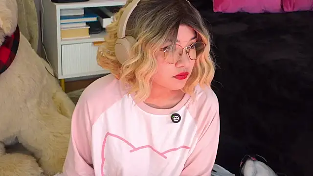 NataliaNovak online show from May 2026 06:47:02 PM