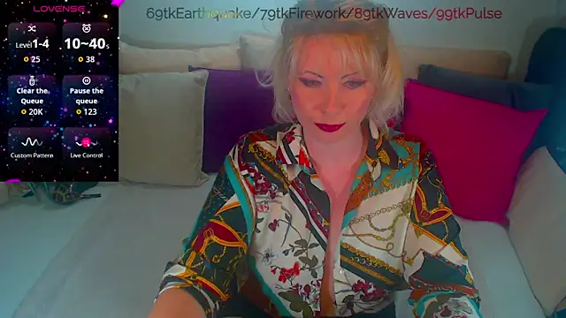 Lex McQueen online show from February 2026 08:06:01 PM