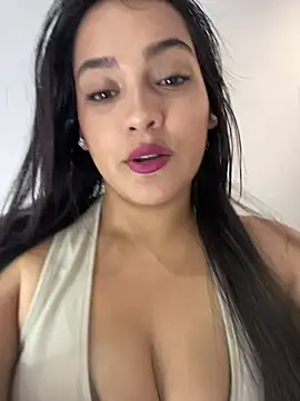 Snapshot of Sahanaprincessll chatting on February 2025 06:11:02 PM Sahanaprincessll online show from February 2025 06:11:02 PM