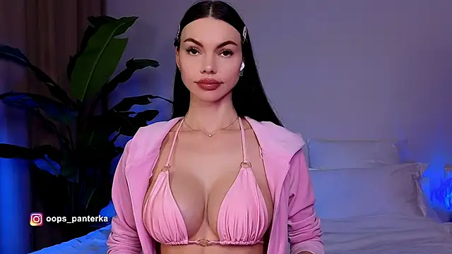 AmyLeeplay online show from April 2026 05:07:02 PM