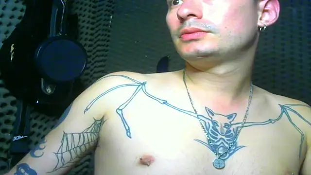 vampireathome online show from March 2025 04:03:01 AM