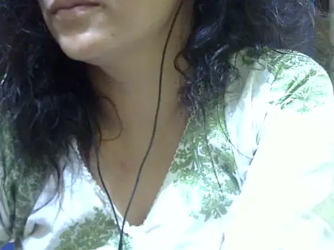 Snapshot of Your_cutiepie_ chatting on October 2025 04:29:02 PM Your cutiepie online show from October 2025 04:29:02 PM