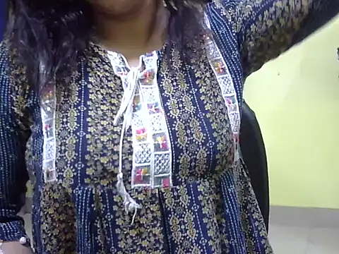 Snapshot of Your_cutiepie_ chatting on October 2025 04:16:02 AM Your cutiepie online show from October 2025 04:16:02 AM