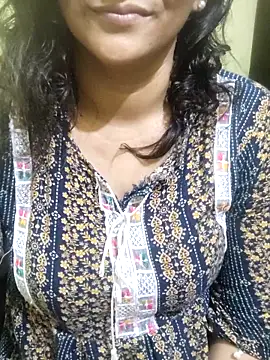 Snapshot of Your_cutiepie_ chatting on December 2025 06:04:02 PM Your cutiepie online show from December 2025 06:04:02 PM