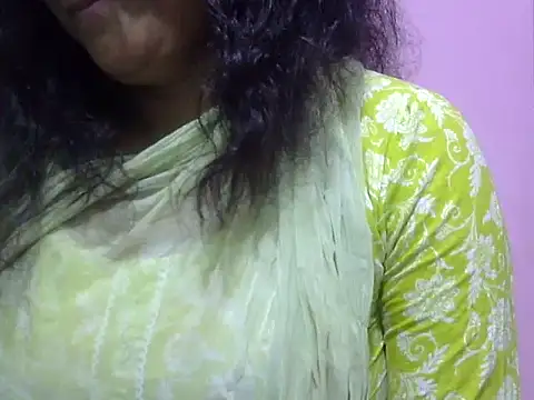 Your cutiepie  online show from April 2026 05:43:02 PM