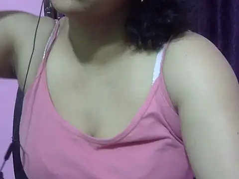 Snapshot of Your_cutiepie_ chatting on June 2026 03:00:02 PM Your cutiepie online show from June 2026 03:00:02 PM