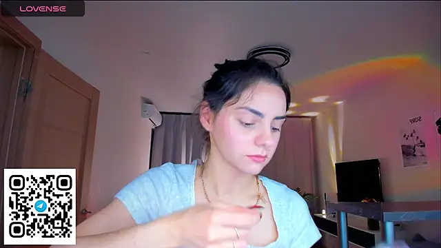 EmiliaZen online show from February 2026 03:35:02 PM