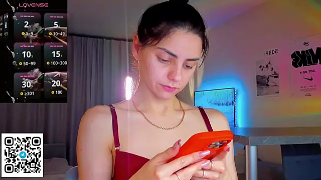 EmiliaZen online show from April 2026 09:39:33 PM