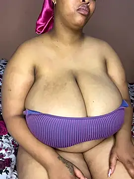 Snapshot of NonoGotBoobies chatting on October 2025 12:22:02 AM NonoGotBoobies online show from October 2025 12:22:02 AM
