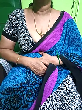 Snapshot of niiveditha chatting on March 2025 09:44:02 AM niiveditha online show from March 2025 09:44:02 AM