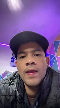 Twink X online show from February 2025 01:08:01 AM