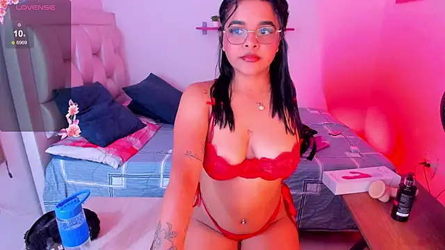 Snapshot of Tatianaa@xh chatting on September 2025 05:46:01 PM Tatianaaxh online show from September 2025 05:46:01 PM