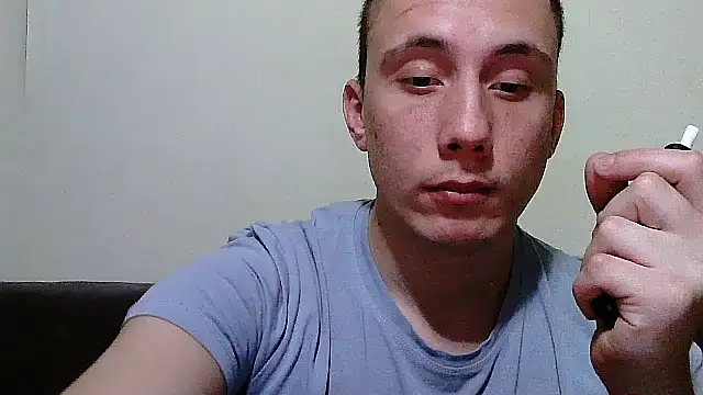 Snapshot of Big_men4422 chatting on March 2025 03:52:01 PM Big men4422 online show from March 2025 03:52:01 PM