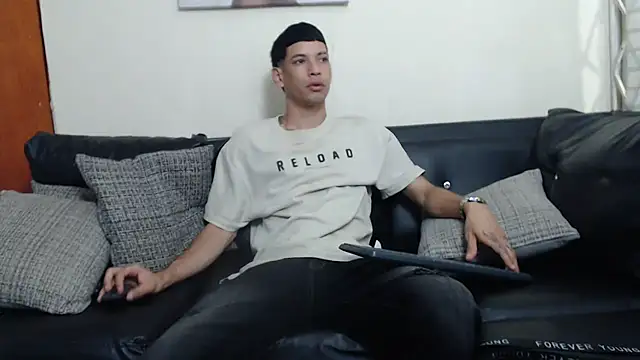 biigjhonny online show from September 2025 02:33:01 AM