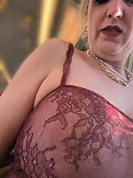 Sexybiene969 online show from April 2026 04:18:01 PM
