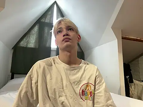 Julian wins online show from February 2025 07:44:02 AM