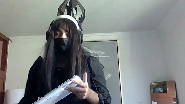 Snapshot of Rai_Bunny chatting on February 2025 04:29:01 PM Rai Bunny online show from February 2025 04:29:01 PM