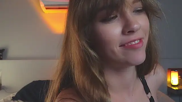 Snapshot of DemiDee chatting on January 2025 02:17:02 PM DemiDee online show from January 2025 02:17:02 PM