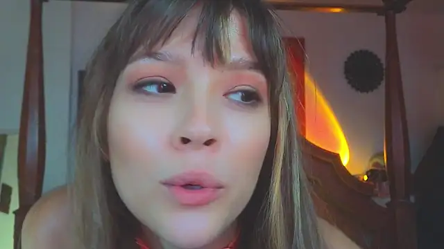 Snapshot of DemiDee chatting on February 2025 09:46:01 AM DemiDee online show from February 2025 09:46:01 AM