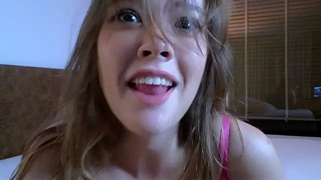 Snapshot of DemiDee chatting on October 2025 11:50:01 AM DemiDee online show from October 2025 11:50:01 AM