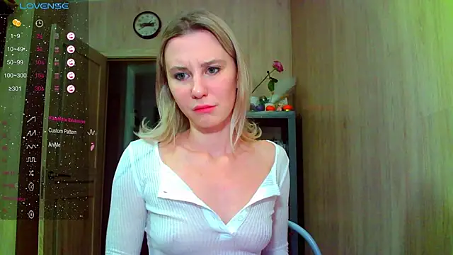 Caramel piegirl online show from July 2026 10:38:02 PM