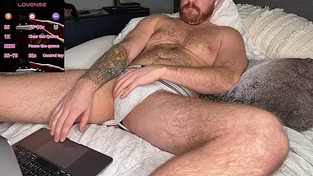 Snapshot of bottombearishguy chatting on February 2025 01:43:01 AM bottombearishguy online show from February 2025 01:43:01 AM