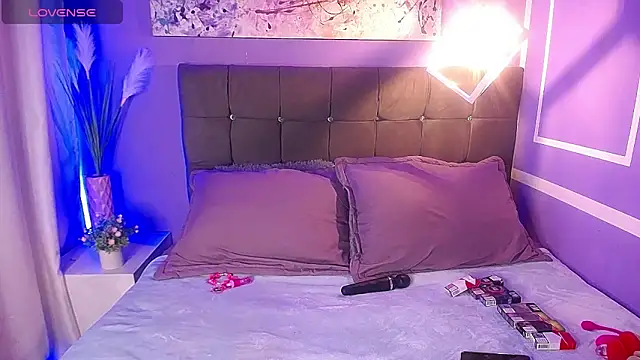 Snapshot of melissa_becraft chatting on October 2025 02:12:01 AM melissa becraft online show from October 2025 02:12:01 AM