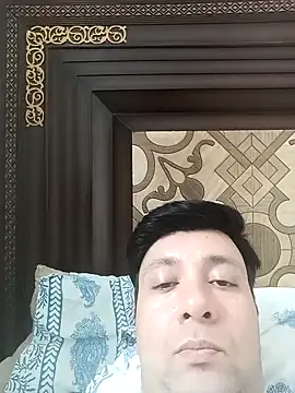 innocentboy1987 online show from May 2026 05:56:02 AM
