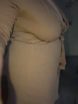 Luna Echo online show from February 2025 08:13:02 PM