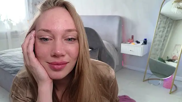 Snapshot of Engel_13 chatting on April 2026 04:30:01 AM Engel 13 online show from April 2026 04:30:01 AM