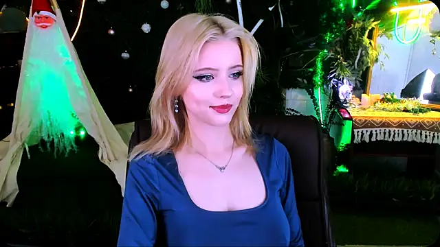 LeonaStane online show from December 2025 06:03:02 PM