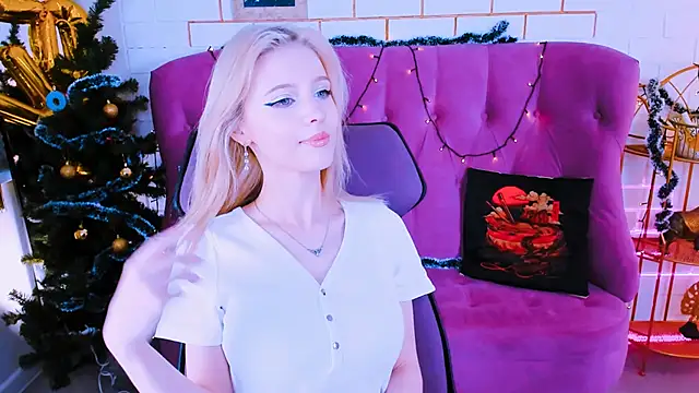 LeonaStane online show from January 2026 05:58:02 PM