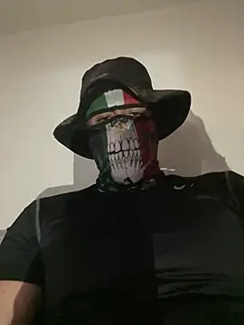 Snapshot of Gango_777 chatting on February 2025 09:08:02 PM Gango 777 online show from February 2025 09:08:02 PM