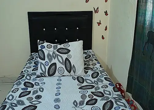 Snapshot of victoria_blackk1 chatting on February 2026 01:37:02 PM victoria blackk1 online show from February 2026 01:37:02 PM