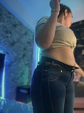 Carola-Ross online show from March 2025 05:46:01 AM