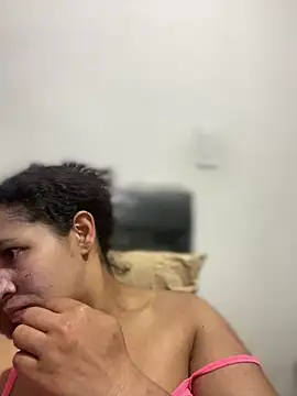 Carola-Ross online show from October 2025 05:46:02 PM