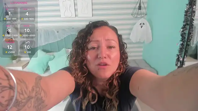 abby apple online show from October 2025 01:36:03 PM