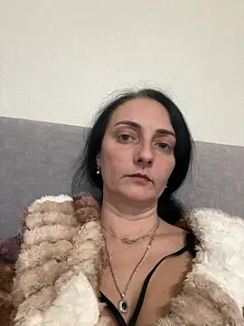 Miroslava1247 online show from April 2026 03:24:01 PM