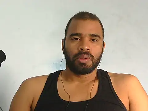 Snapshot of YOX22 chatting on June 2026 01:36:01 PM YOX22 online show from June 2026 01:36:01 PM