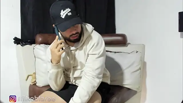 mikeblaree online show from November 2025 03:34:01 PM