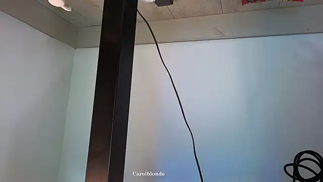 Carolblonde online show from April 2026 01:30:02 AM