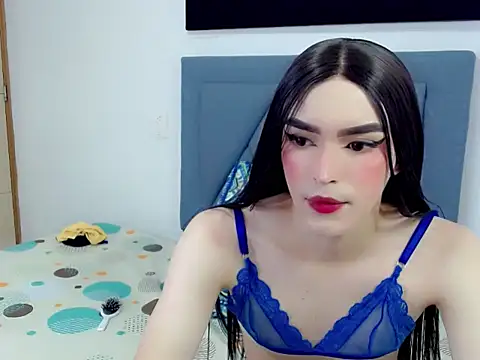 dominic 00 online show from December 2025 09:10:02 PM