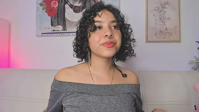 Dhalila  online show from March 2025 01:53:01 AM