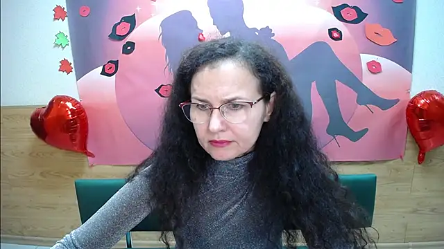 Miroslava Happi online show from October 2025 05:43:02 AM