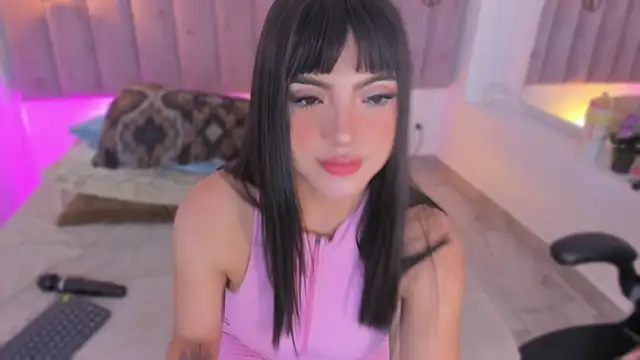 emmiily z online show from July 2026 08:15:02 PM
