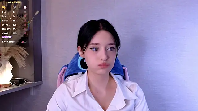 Hisoka akerley online show from July 2026 04:07:02 AM