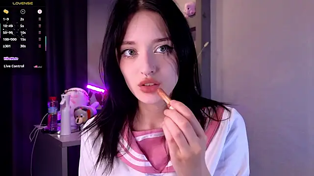 Hisoka akerley online show from July 2026 03:43:01 AM
