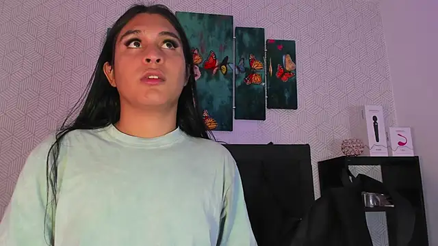 Selena fox7 online show from October 2025 04:02:01 AM